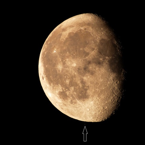 月とアルデバラン