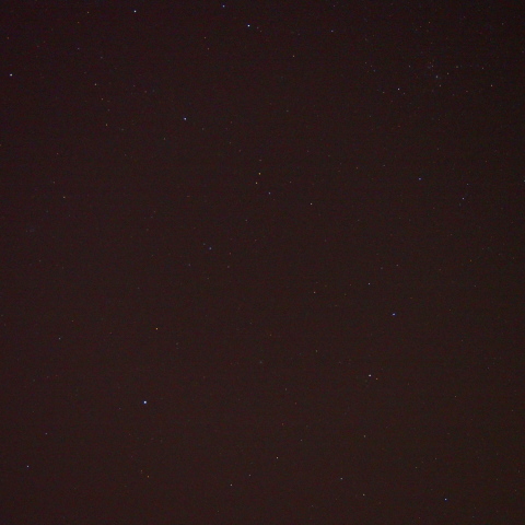 アルマクから遠ざかっていくラヴジョイ彗星