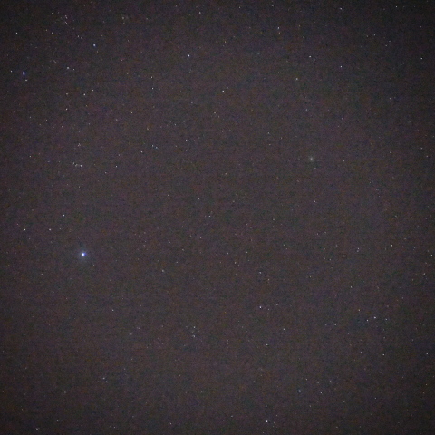 カシオペヤ座δ星とラヴジョイ彗星