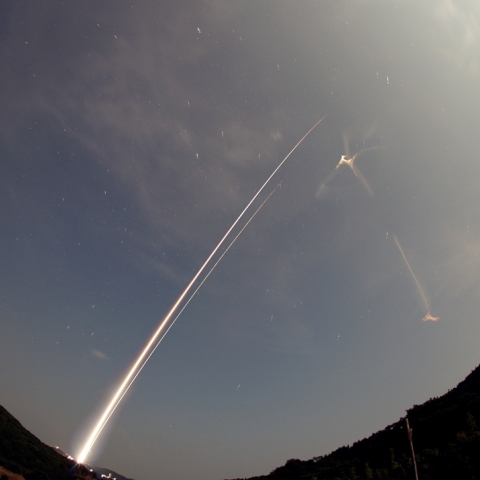 観測ロケットS-310-42号機とS-520-27号機とTMA発光