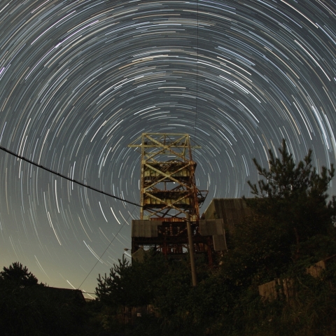 池島炭鉱・第一竪坑櫓と北天