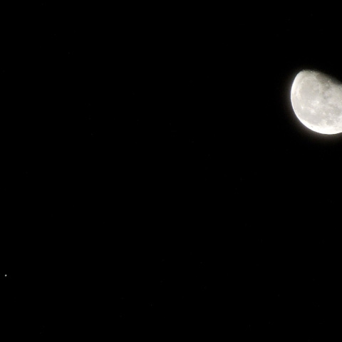 10/6未明・接近する月と木星その2