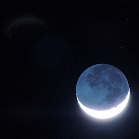 2/13 地球照とうお座の星