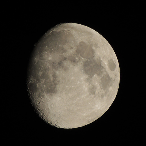 台風一過、月齢11.0