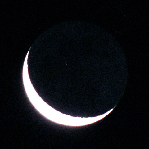 月齢26.6の月と地球照