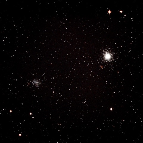 密集度の違う2つの球状星団