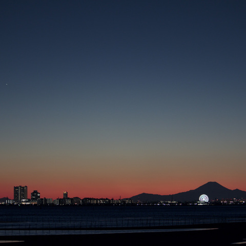 日没の三番瀬から