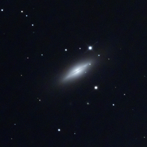 りゅう座の銀河 NGC5866(M102)