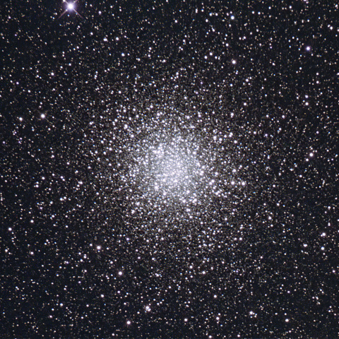 いて座の球状星団 M22