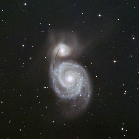 りょうけん座の銀河 M51、子持ち星雲