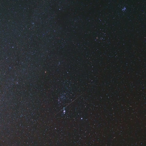 オリオン貫く流星