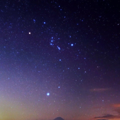 富士を見下ろすオリオン