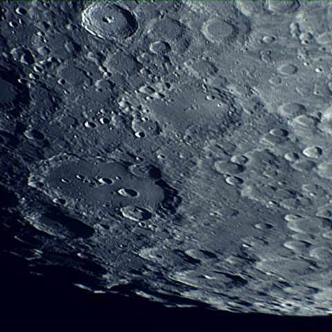 月齢9.7 南極付近