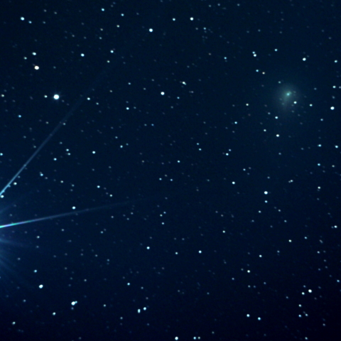 ベガとポン・ブルックス彗星