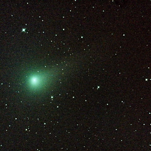 近づくジョンソン彗星