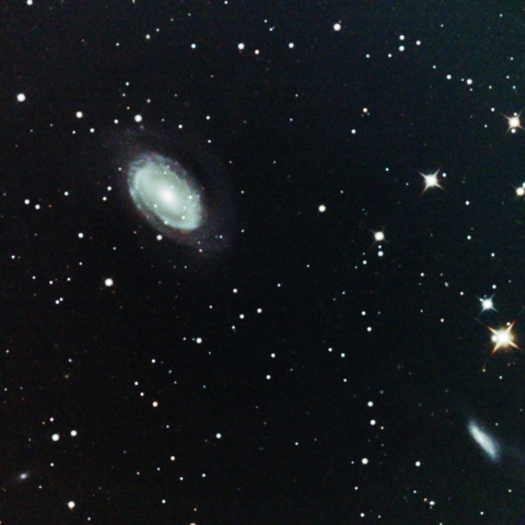 NGC4725