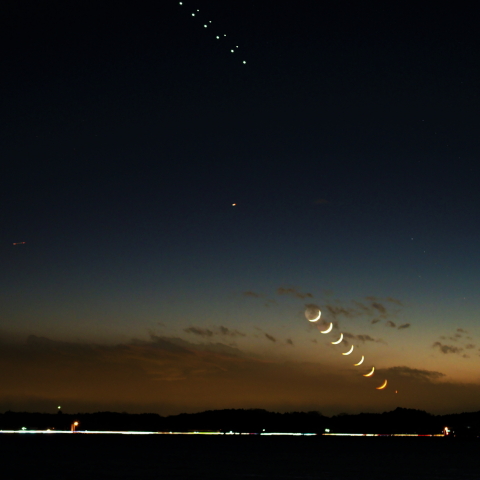 近付く木星・土星と月齢1.7