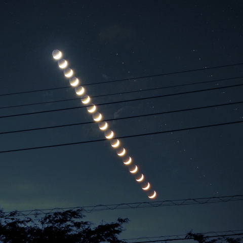 沈む月齢4.0 & ふたご座