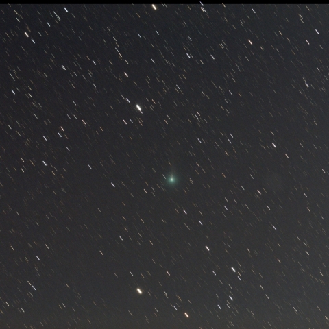 4月25日のアトラス彗星 (C/2019 Y1)