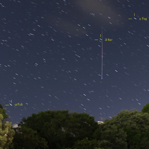 ペルセウス座流星群の火球