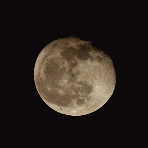 居待月(月齢17.4)