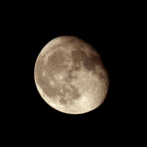 居待月(月齢17.5)