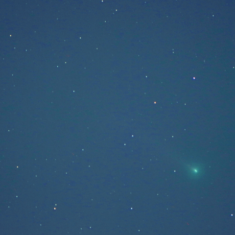 レナード彗星（C/2021A1）12月9日　400mm
