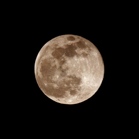 コールドムーン(月齢15.1 )