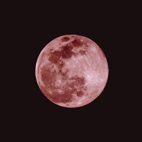 スノームーン(月齢 14.6)