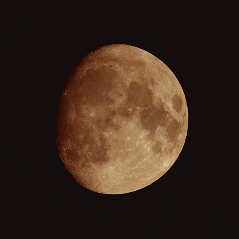 十三夜(月齢 12.1)