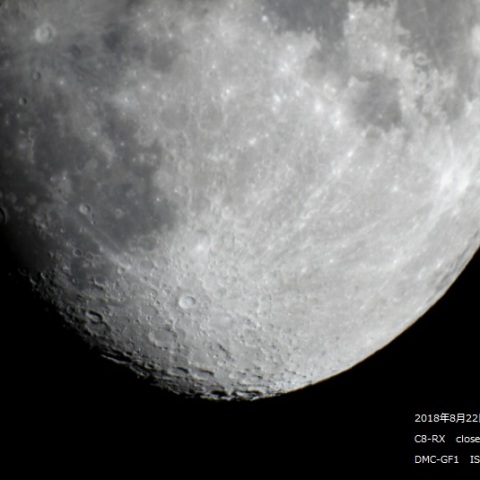 8月22日の月