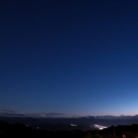 街明かりと金星 木星