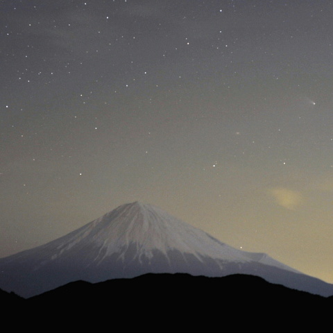 富士とパンスターズ彗星
