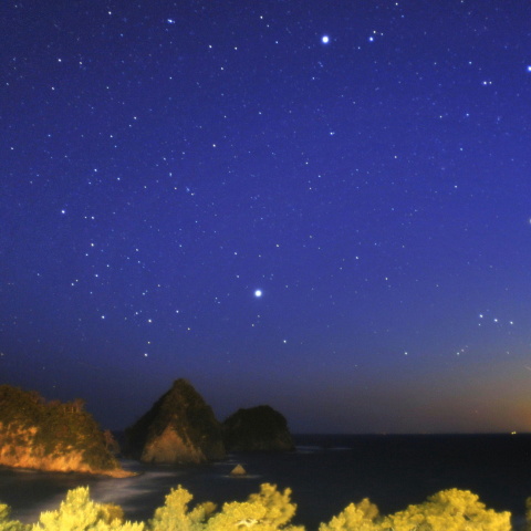 トンボロの島と冬の大三角