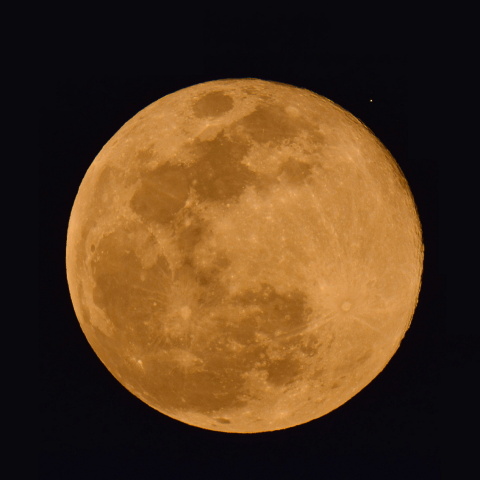 スーパームーンと 80Vir（おとめ座）