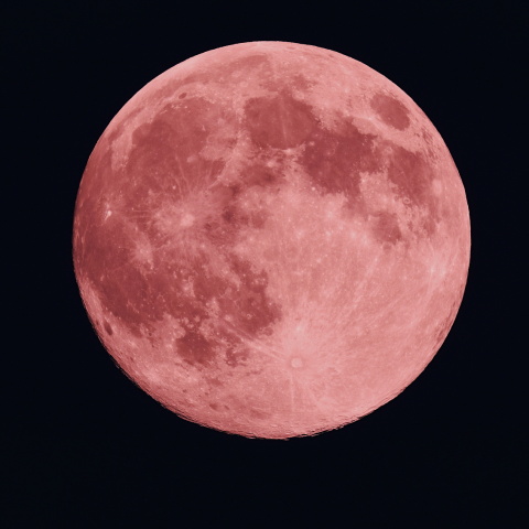 最接近時のスーパーピンクムーン