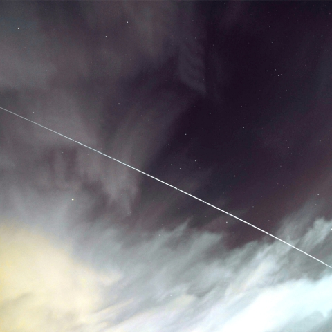 3惑星の間を行くISS