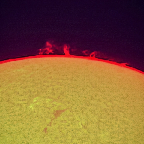 プロミネンス（2月17日）