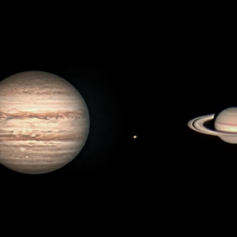 同一夜の木星と土星