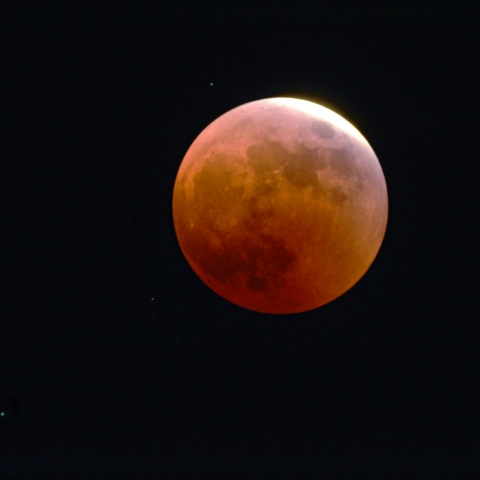 皆既月食と天王星