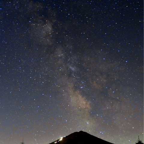 夏富士と銀河