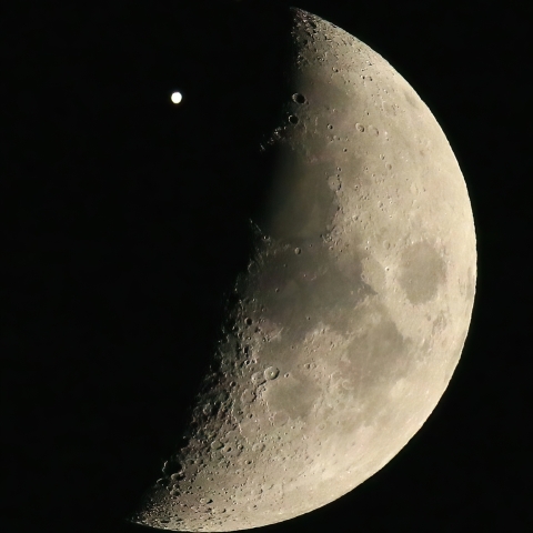 12月21日：木星と土星の大接近を月と比較