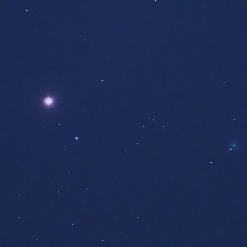 アルクトゥールスに近づくカタリナ彗星