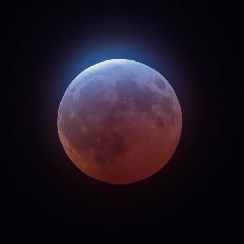 2015/4/4　皆既中の月