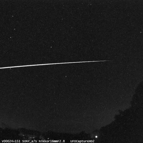 （動画あり）大気圏をかすめる長経路大火球（動画より静止画を生成）