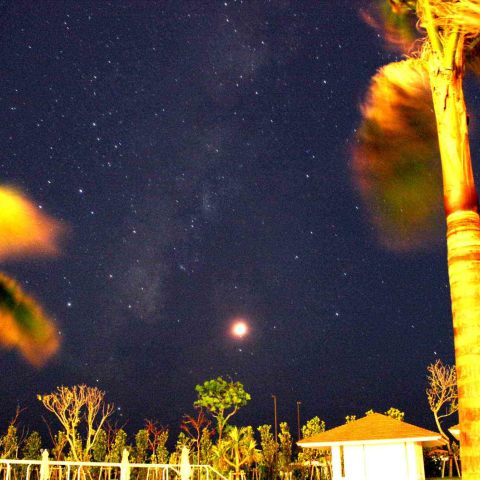 沖縄皆既月食と銀河20110616