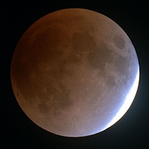 青くて赤くてデカい