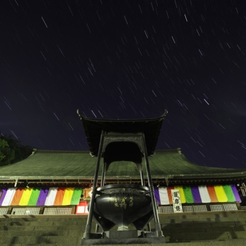 川越・喜多院本堂と沈む夏の大三角