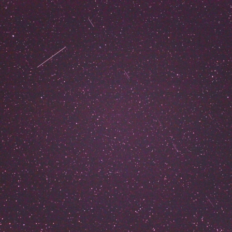 小惑星2012DA14と静止衛星群
