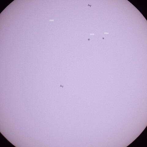 ISS（国際宇宙ステーション）の太陽面通過と黒点